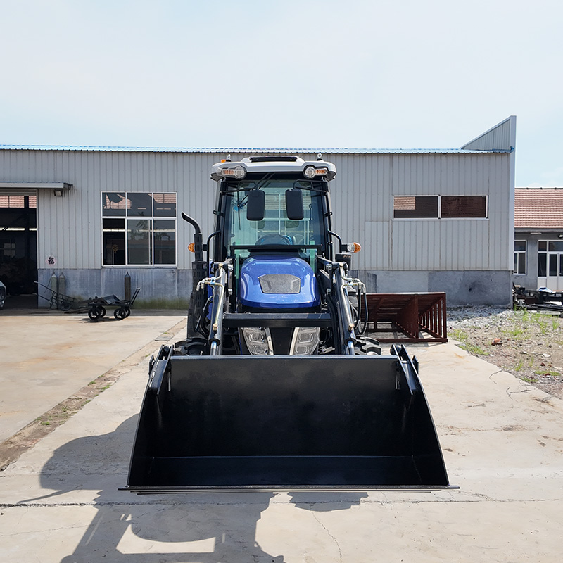 四輪駆動農業トラクター、フロントローダー付き、ユーロ5 CE - Farming Agriculture Land のレビューと価格