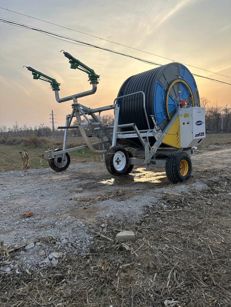 新型近代農業用ピボット灌漑機械200mスプリンクラー散水灌漑 - Farm Agriculture のレビューと価格