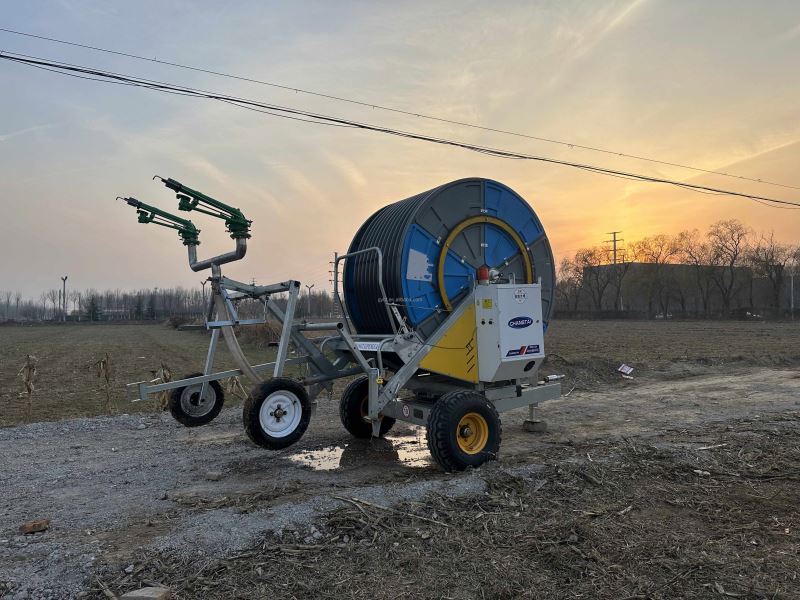 新型近代農業用ピボット灌漑機械200mスプリンクラー散水灌漑 - Farm Agriculture のレビューと価格