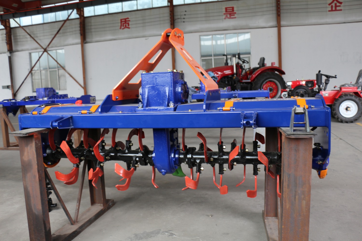 農地用ロータリー耕うん機、トラクターに取り付け可能なロータリ - Farming Agriculture Land のレビューと価格